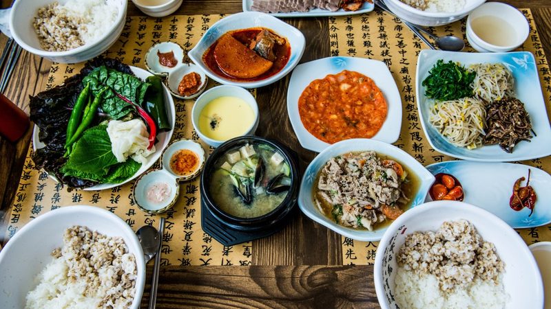 预制菜年夜饭套餐：厂家直销背后的工艺与标准